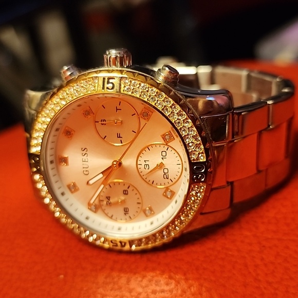 Guess watch multifunctional analog like new unisex heavy - Picture 4 of 12